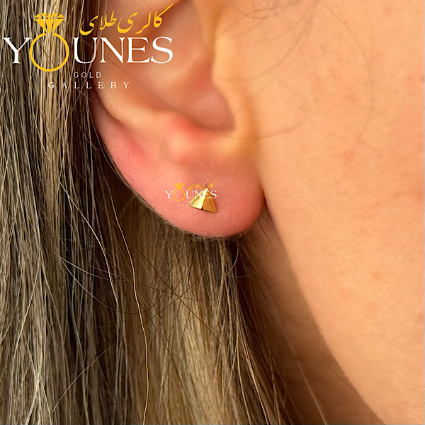 گوشواره طلا میخی هرمی