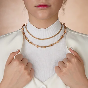 انواع آویز خرید گردنبند کارتیر 4 قسطه