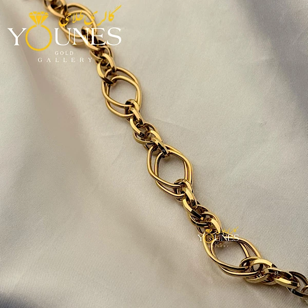 تصویر دوم دستبند تمام طلا شقایق