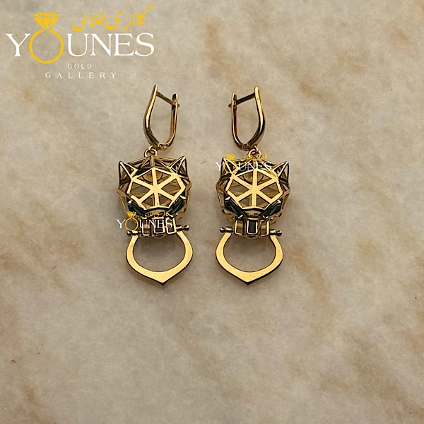 تصویر دوم گوشواره طلا پنتر کارتیر