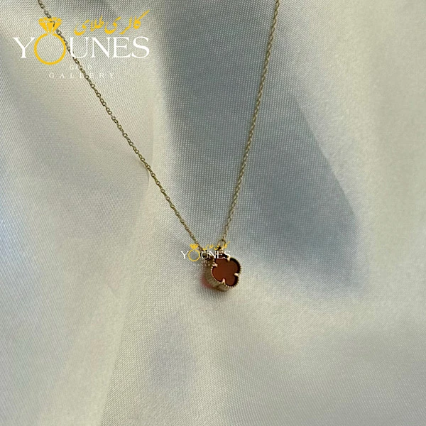 گردنبند طلا ونکلیف سنگی زرشکی