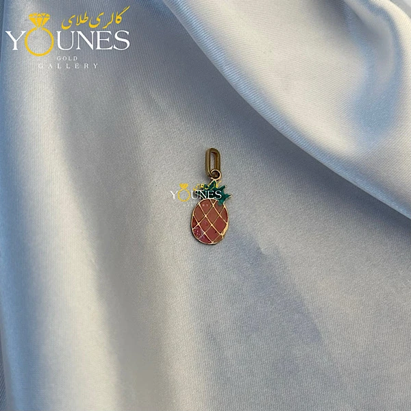 تصویر دوم آویز طلا میناکاری آناناس