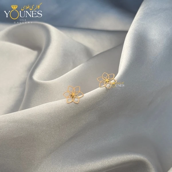 گوشواره طلا میخی گلبرگ