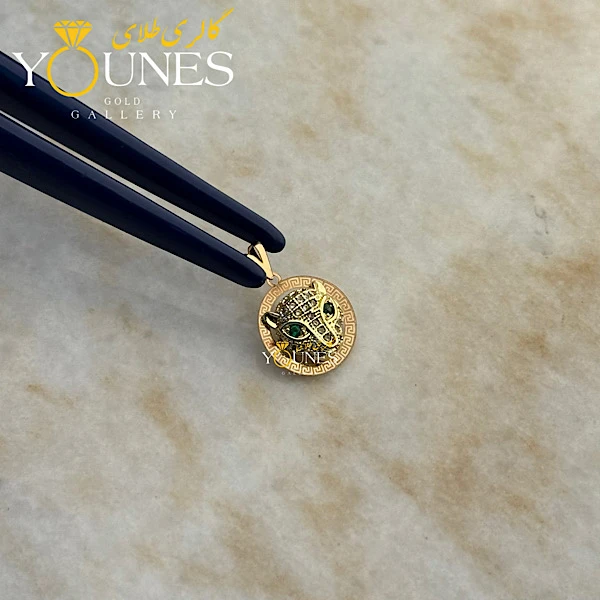 آویز طلا سواروسکی پنتر