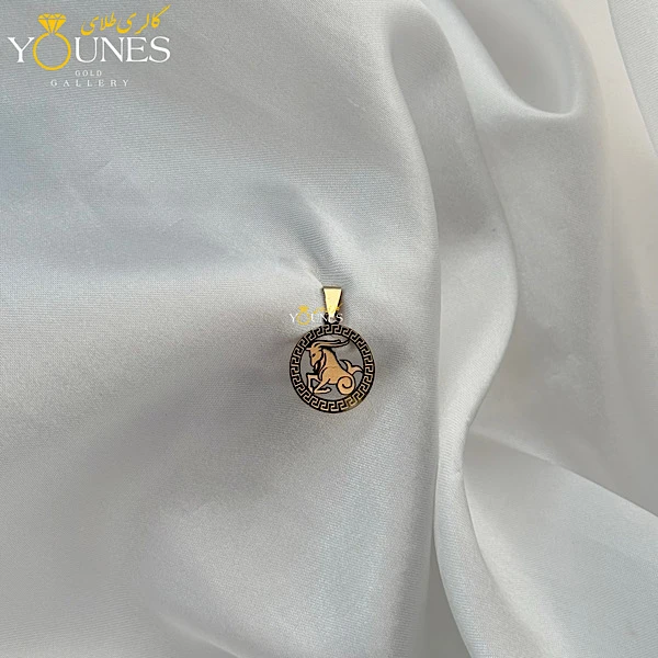 تصویر دوم آویز طلا ماه تولد دی 1.5cm