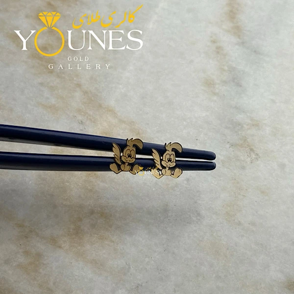 گوشواره طلا میخی حکاکی میگ میگ